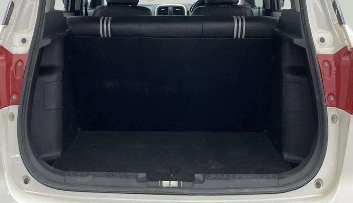 2021 Maruti Vitara Brezza LXI, Petrol, Manual, 59,612 km, Dicky (Boot door) - Parcel tray missing