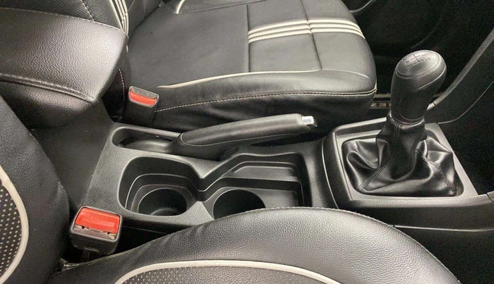 2021 Maruti Vitara Brezza LXI, Petrol, Manual, 59,612 km, Gear Lever