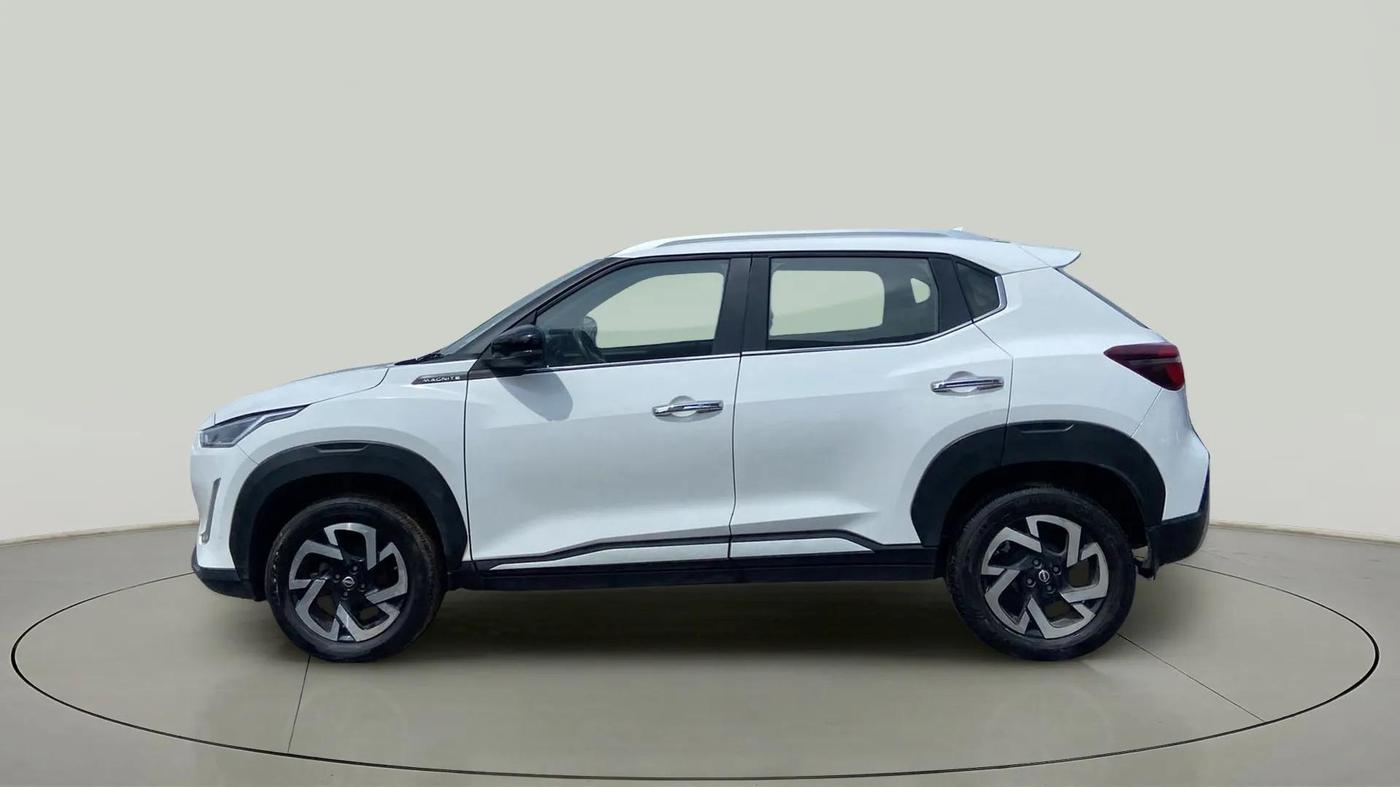 2022 Nissan MAGNITE XV PREMIUM TURBO (O), Petrol, Manual, 27,869 km, Left Side