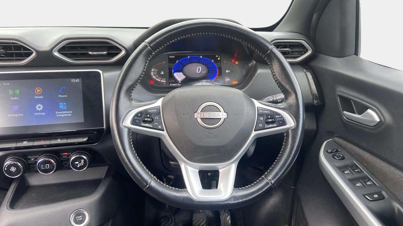 2022 Nissan MAGNITE XV PREMIUM TURBO (O), Petrol, Manual, 27,869 km, Steering Wheel Close Up