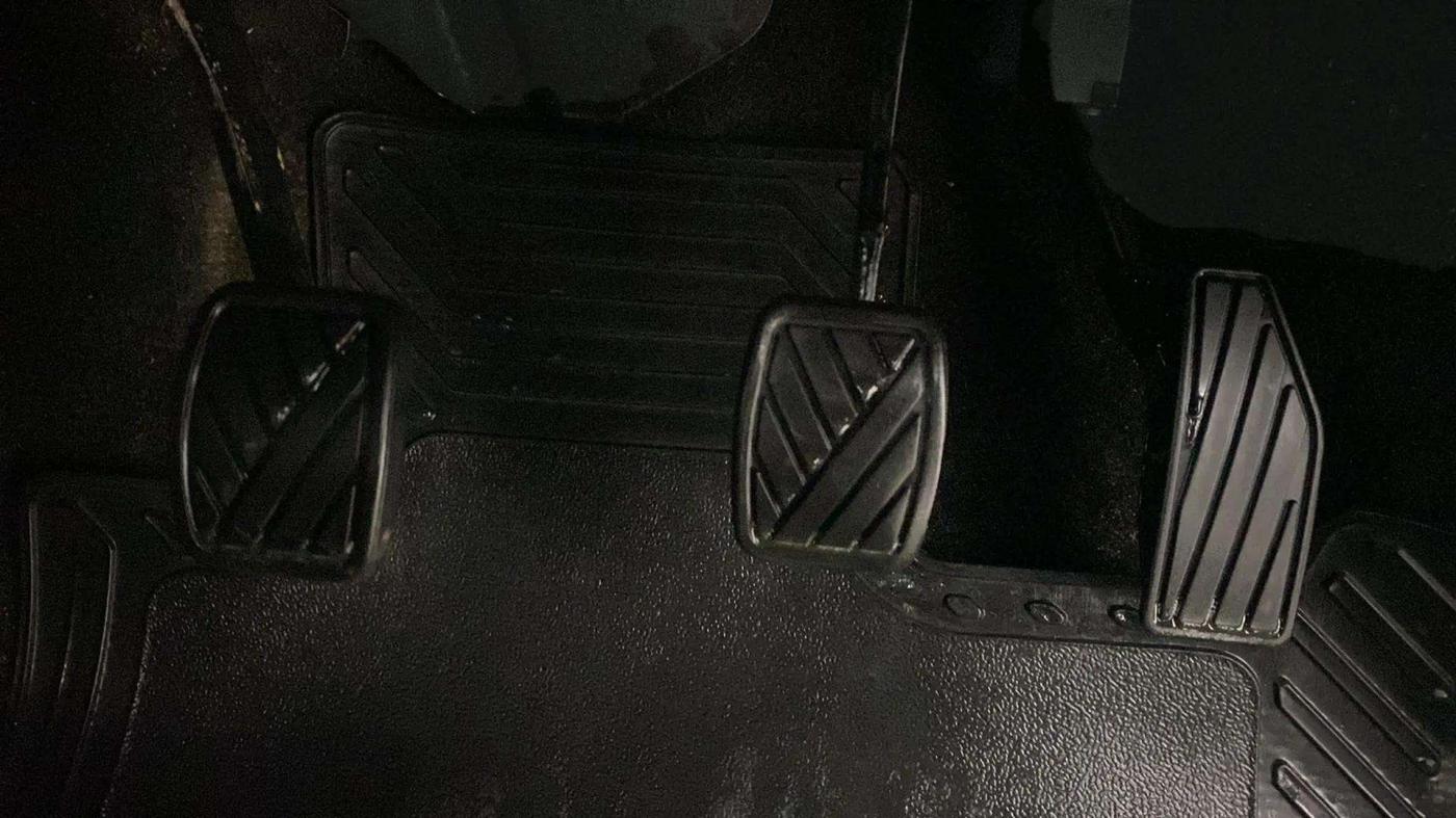 2019 Maruti XL6 ALPHA MT, Petrol, Manual, 49,818 km, Pedals
