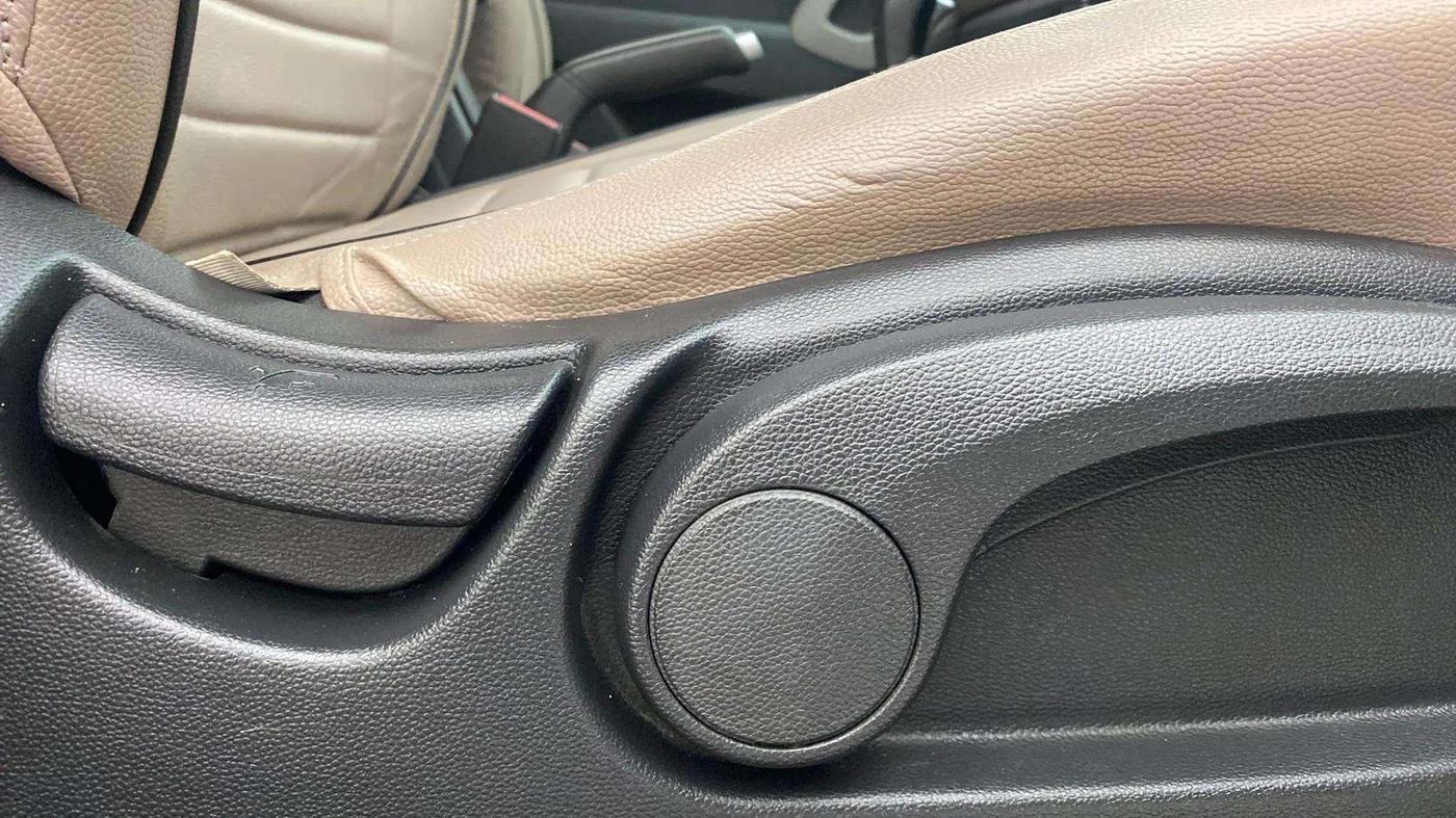 2018 Hyundai Creta SX AT 1.6 PETROL, Petrol, Automatic, 21,239 km, Driver Side Adjustment Panel