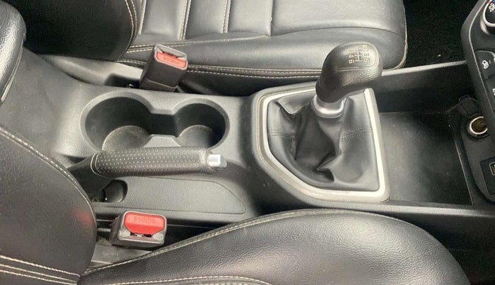 2017 Hyundai Creta E PLUS 1.6 PETROL, Petrol, Manual, 83,717 km, Gear Lever