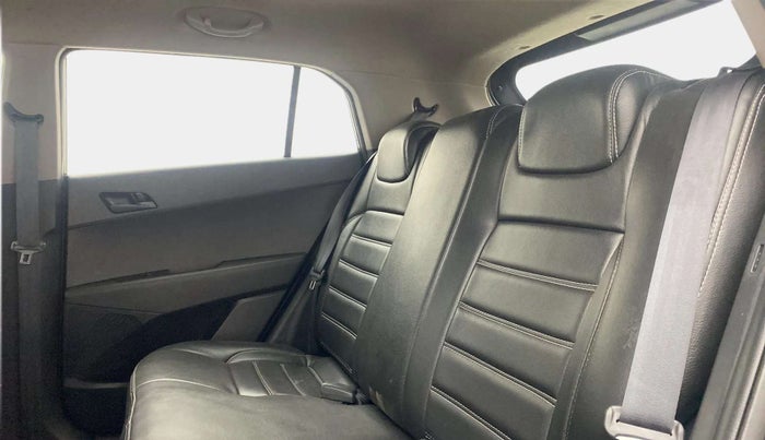 2017 Hyundai Creta E PLUS 1.6 PETROL, Petrol, Manual, 83,717 km, Right Side Rear Door Cabin
