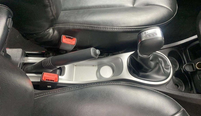 2017 Renault Duster RXS CVT, Petrol, Automatic, 37,441 km, Gear Lever