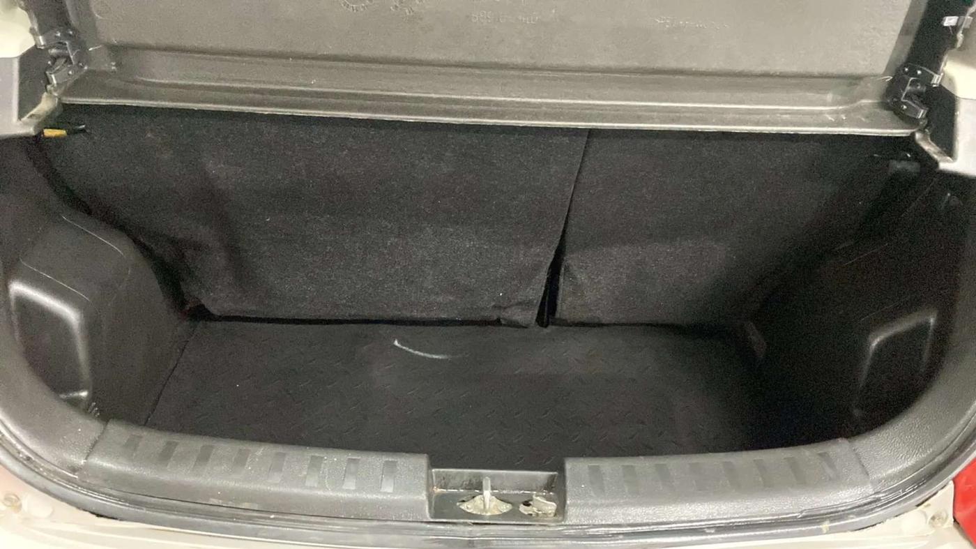 2017 Maruti Swift VXI, Petrol, Manual, 6,657 km, Boot Inside