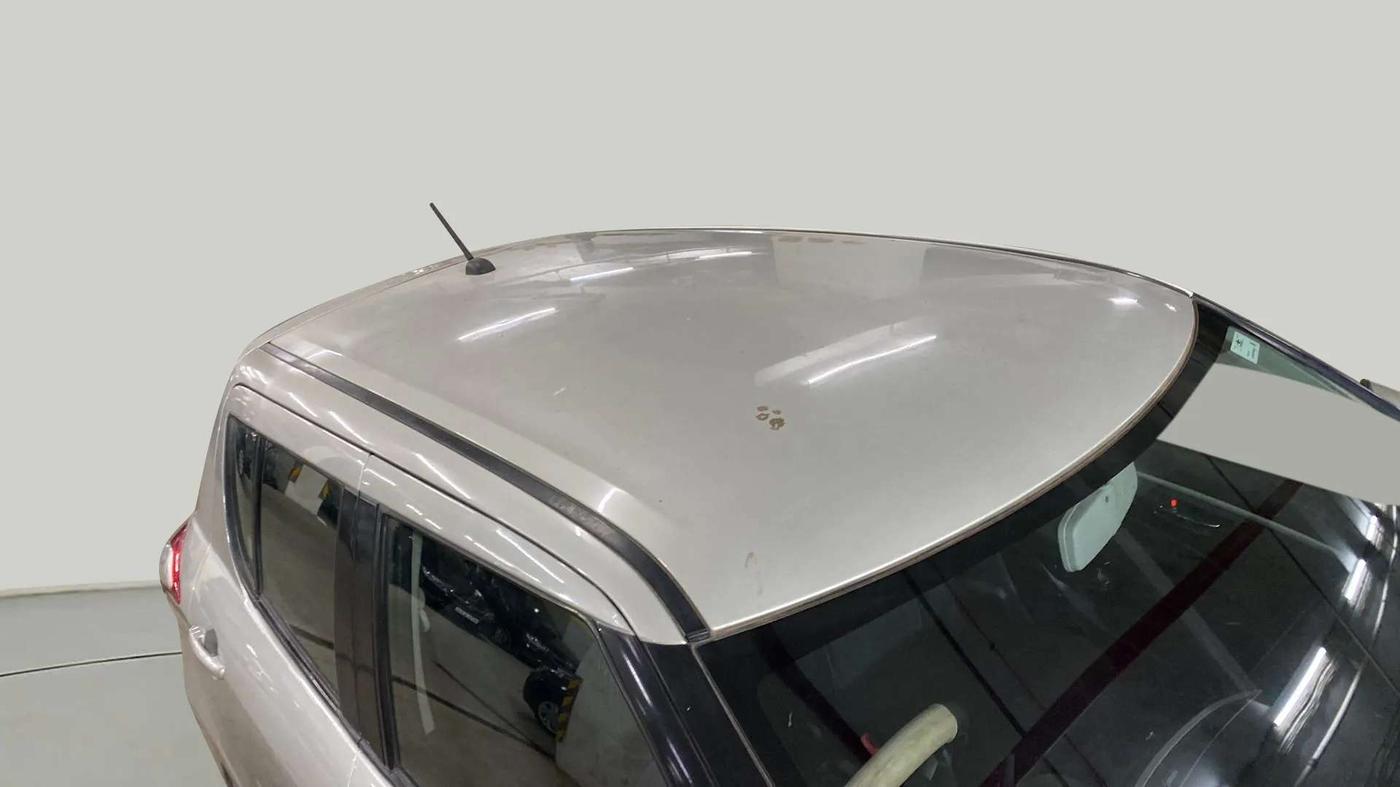 2017 Maruti Swift VXI, Petrol, Manual, 6,657 km, Roof