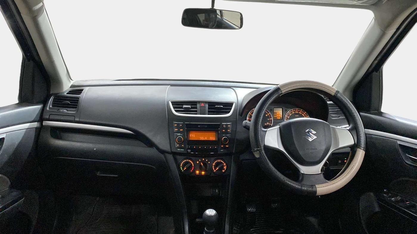 2017 Maruti Swift VXI, Petrol, Manual, 6,657 km, Dashboard