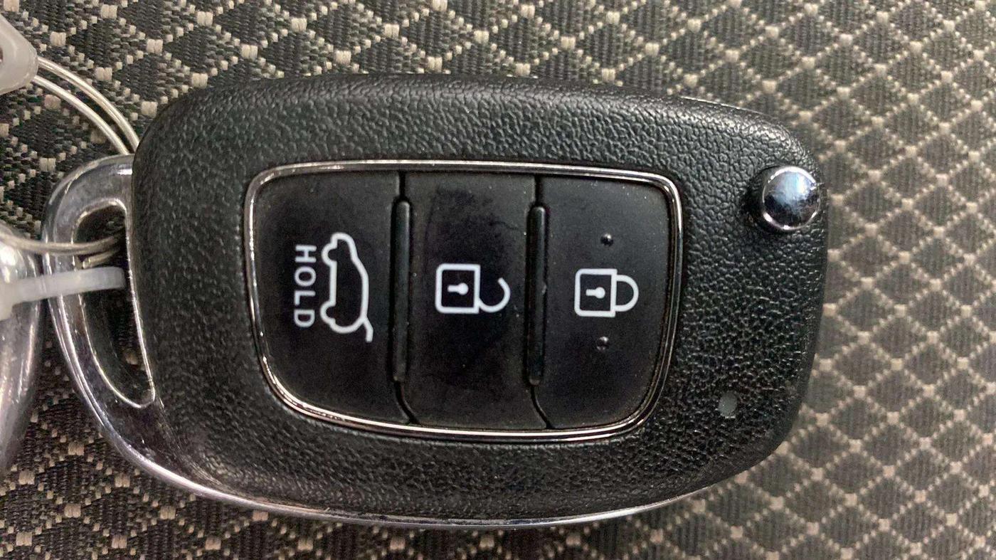 2016 Hyundai Creta E PLUS 1.6 PETROL, Petrol, Manual, 54,619 km, Key Close Up