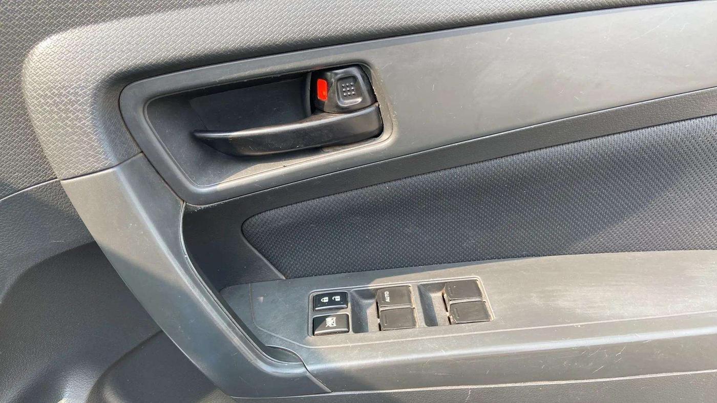 2016 Maruti Vitara Brezza VDI, Diesel, Manual, 65,747 km, Driver Side Door Panels Control