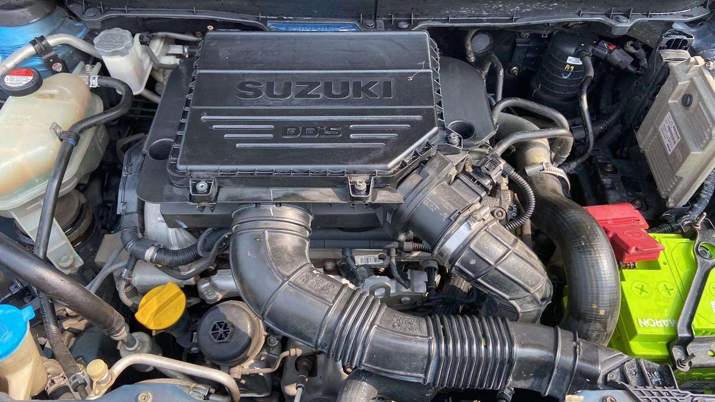 2016 Maruti Vitara Brezza VDI, Diesel, Manual, 65,747 km, Open Bonet