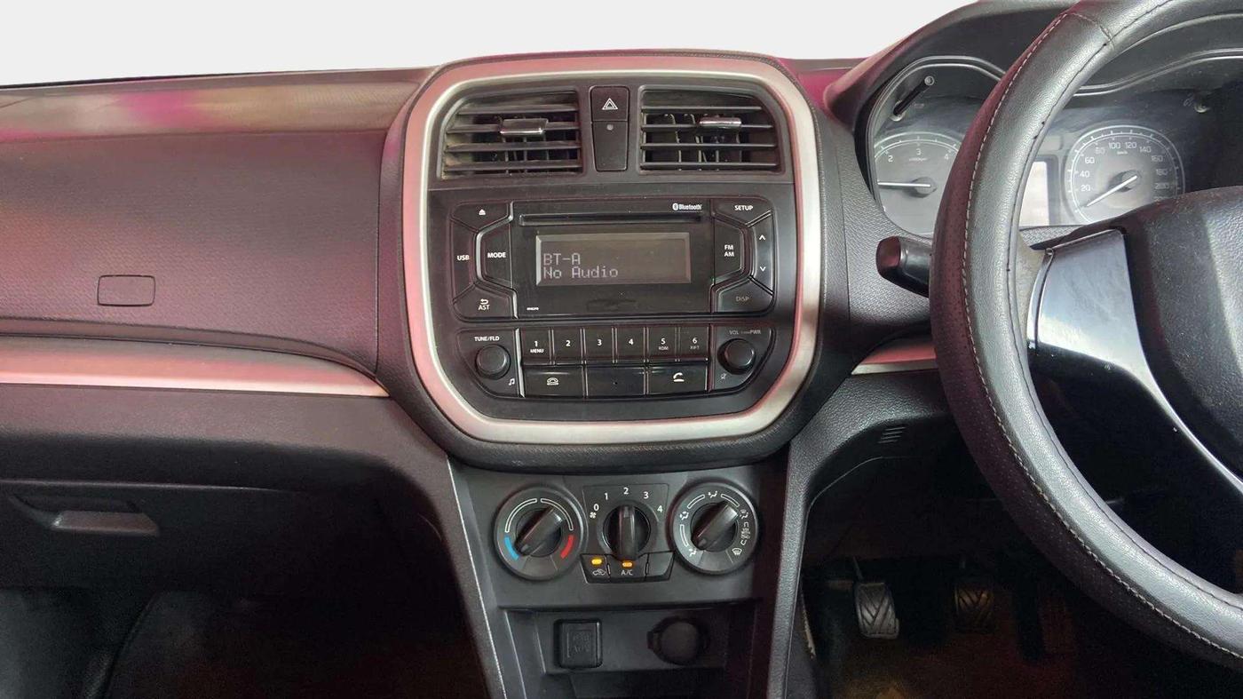 2016 Maruti Vitara Brezza VDI, Diesel, Manual, 65,747 km, Air Conditioner