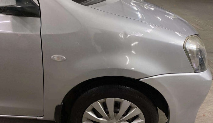 2015 Toyota Etios G, Petrol, Manual, 34,039 km, Right fender - Slightly dented