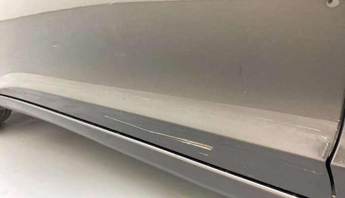 2017 Honda City 1.5L I-VTEC V MT, Petrol, Manual, 87,421 km, Front passenger door - Slightly dented