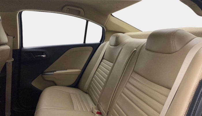 2017 Honda City 1.5L I-VTEC V MT, Petrol, Manual, 87,421 km, Right Side Rear Door Cabin