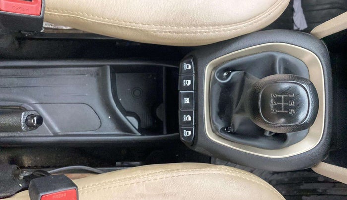 2019 Hyundai NEW SANTRO MAGNA, Petrol, Manual, 29,830 km, Gear Lever