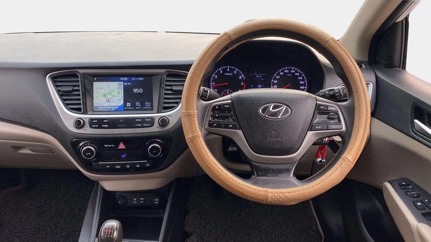 2018 Hyundai Verna 1.6 VTVT SX, Petrol, Manual, 11,496 km, Steering Wheel Close Up