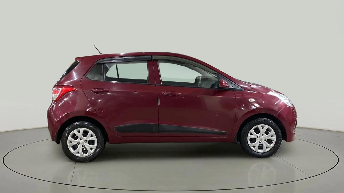2013 Hyundai Grand i10 MAGNA 1.2 KAPPA VTVT, Petrol, Manual, 63,481 km, Right Side View