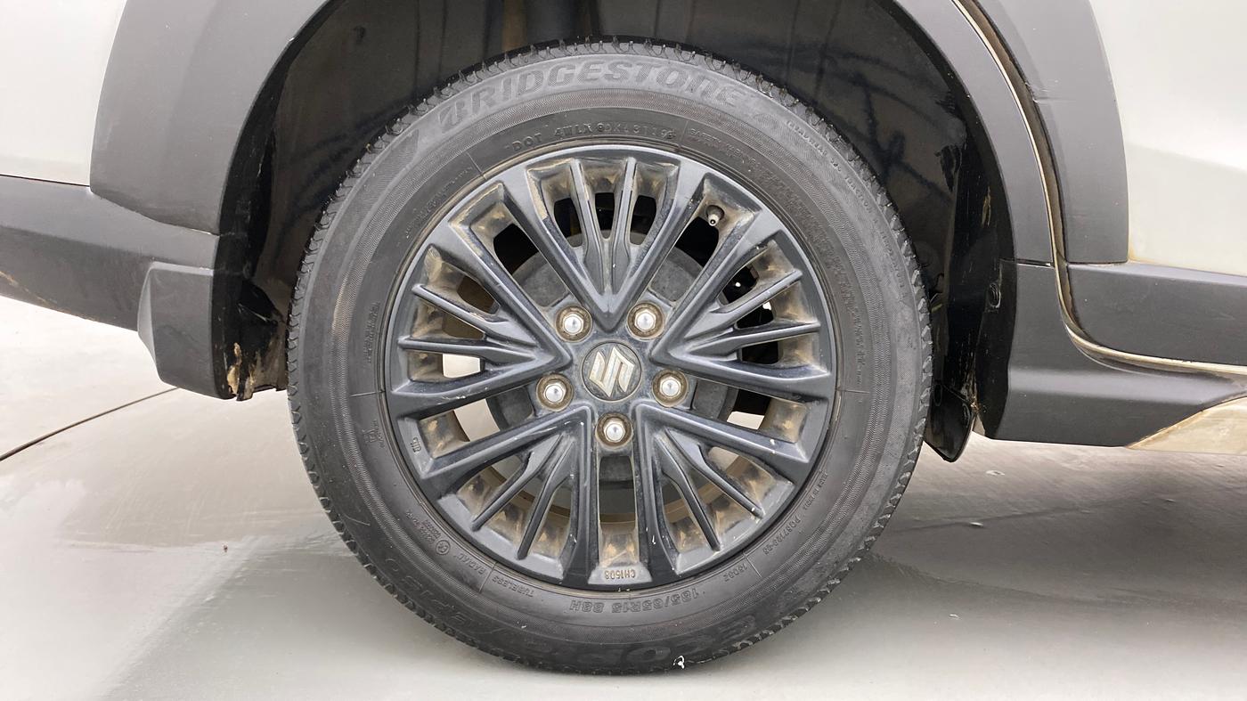 2019 Maruti XL6 ALPHA AT, Petrol, Automatic, 55,188 km, Right Rear Wheel
