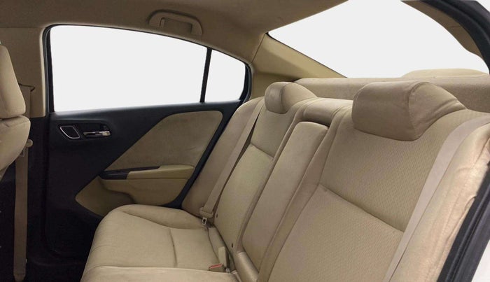 2017 Honda City 1.5L I-VTEC V MT, Petrol, Manual, 42,392 km, Right Side Rear Door Cabin