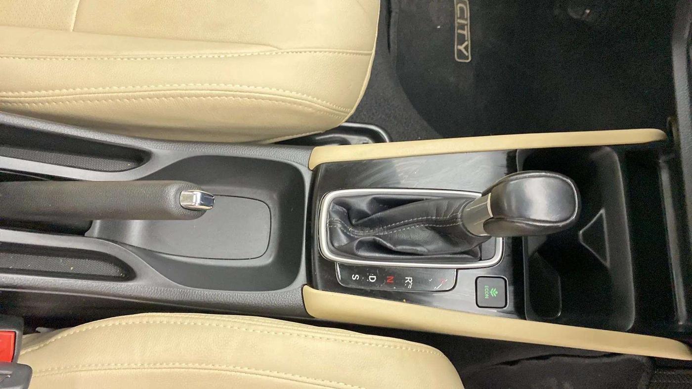 2023 Honda City 1.5L I-VTEC VX CVT, Petrol, Automatic, 27,334 km, Gear Lever