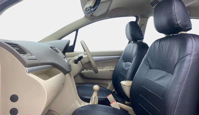 2014 Maruti Ertiga VXI, Petrol, Manual, 73,867 km, Right Side Front Door Cabin