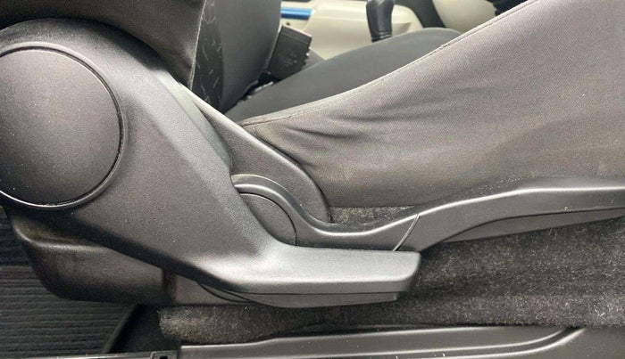 2018 Maruti IGNIS ALPHA 1.2, Petrol, Manual, 61,440 km, Driver Side Adjustment Panel