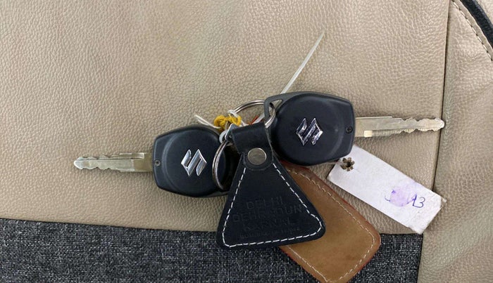 2019 Maruti New Wagon-R VXI 1.2, Petrol, Manual, 13,008 km, Key Close Up