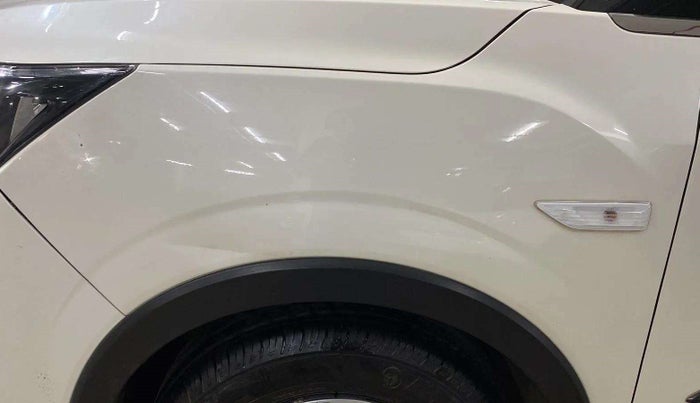 2019 Mahindra XUV300 W6 1.2 PETROL, Petrol, Manual, 35,254 km, Left fender - Slightly dented