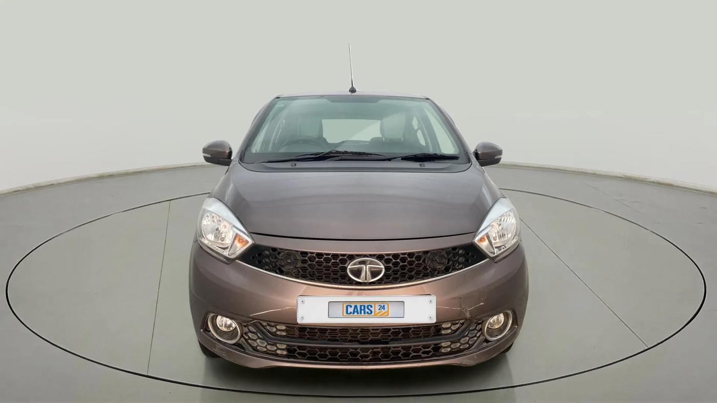 2016 Tata Tiago XZ PETROL, Petrol, Manual, 30,553 km, Front