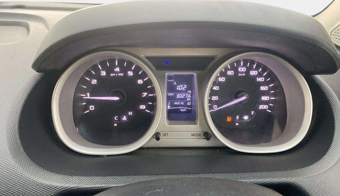 2016 Tata Tiago XZ PETROL, Petrol, Manual, 30,553 km, Odometer Image