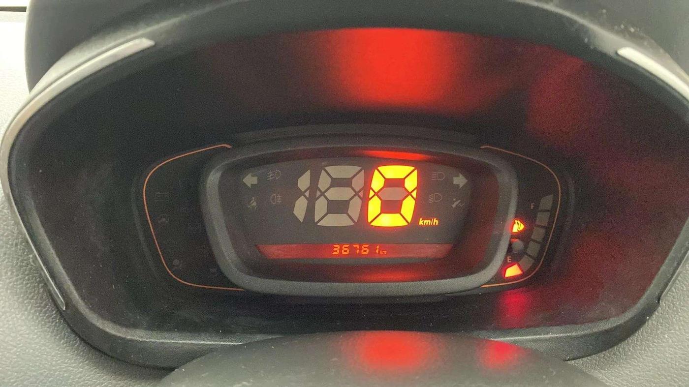 2019 Renault Kwid RXT 0.8 (O), Petrol, Manual, 36,785 km, Odometer Image