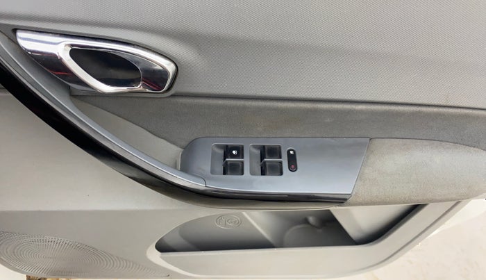2021 Tata TIGOR XZ PLUS PETROL, Petrol, Manual, 38,934 km, Driver Side Door Panels Control