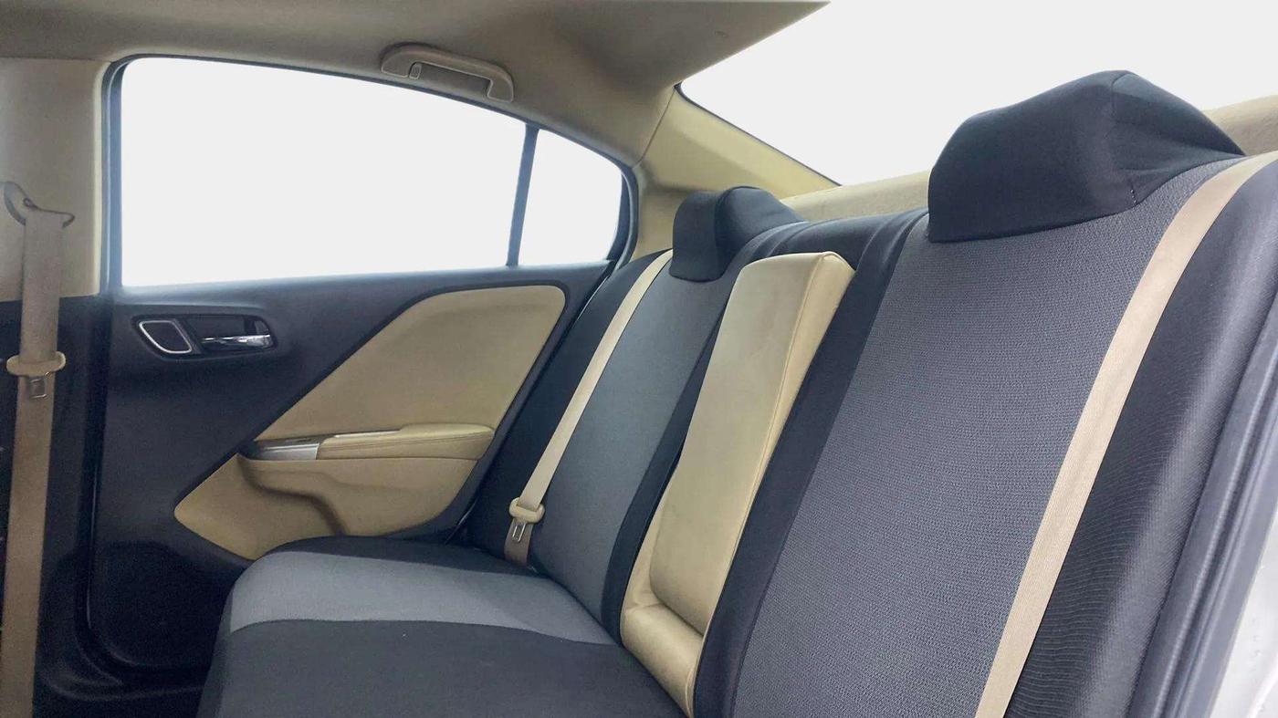2017 Honda City 1.5L I-VTEC VX CVT, Petrol, Automatic, 1,24,652 km, Right Side Rear Door Cabin