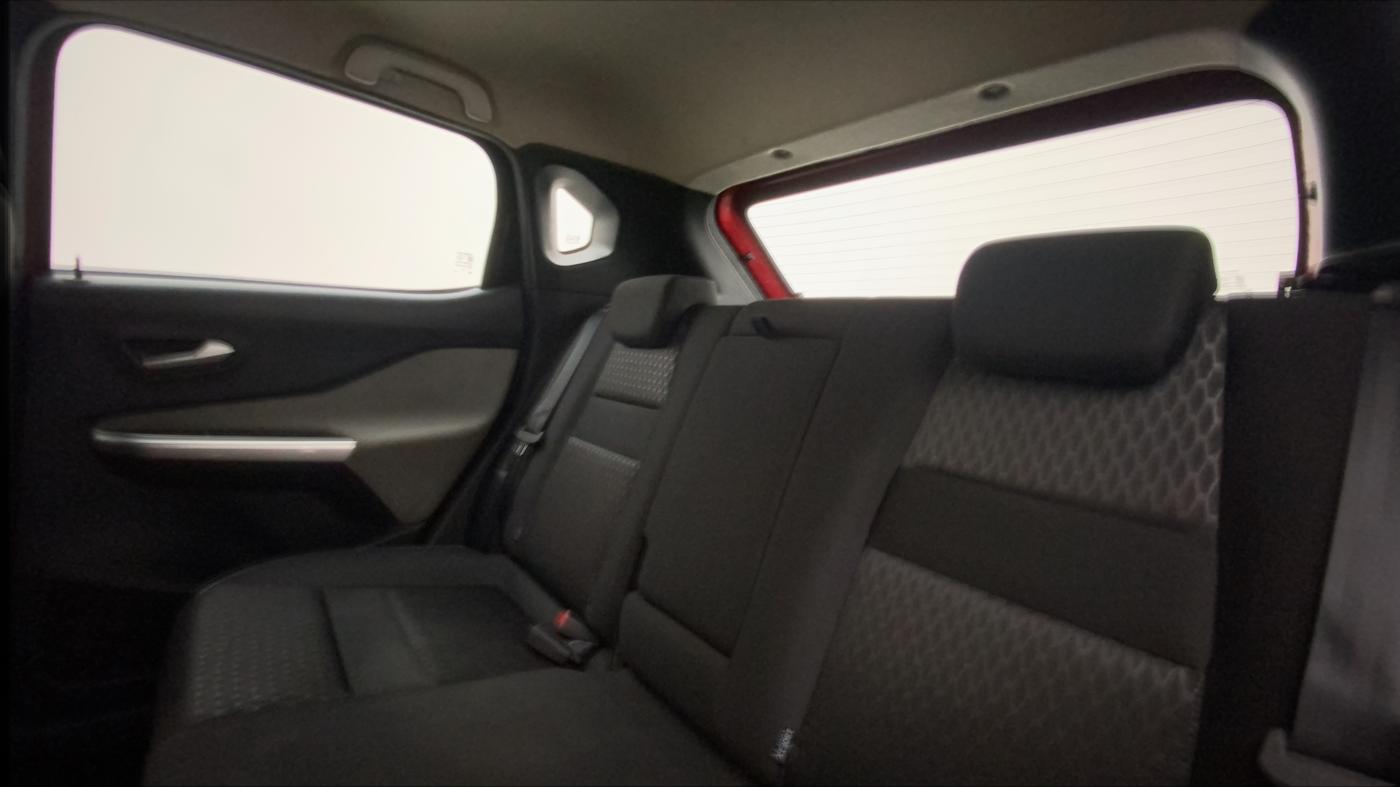 2023 Nissan MAGNITE XV MT, Petrol, Manual, 25,496 km, Right Side Rear Door Cabin