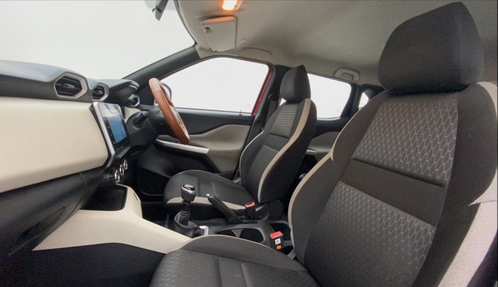 2023 Nissan MAGNITE XV MT, Petrol, Manual, 25,496 km, Right Side Front Door Cabin