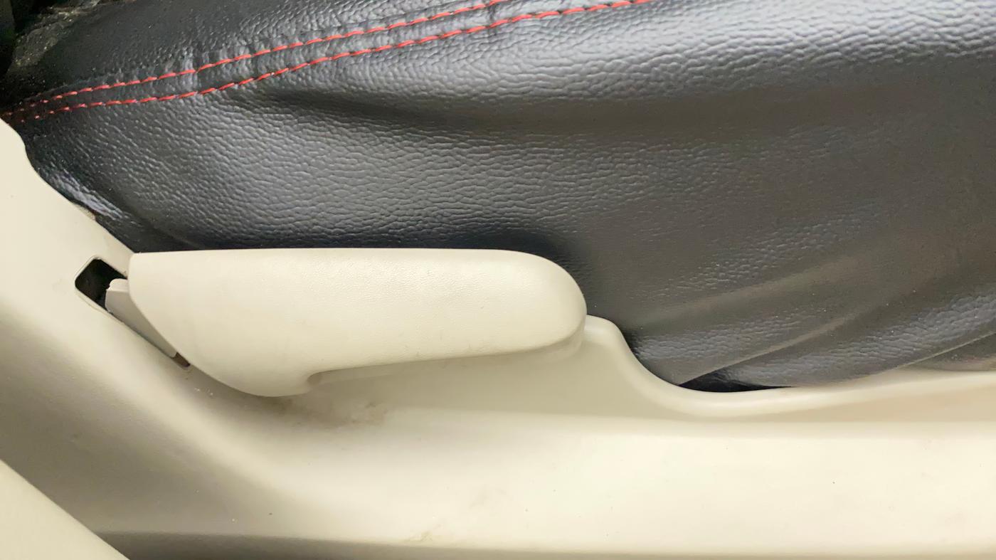 2021 Maruti Celerio VXI, Petrol, Manual, 64,042 km, Driver Side Adjustment Panel