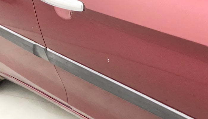 2017 Maruti Ciaz ZETA 1.4  MT PETROL, Petrol, Manual, 97,517 km, Driver-side door - Minor scratches