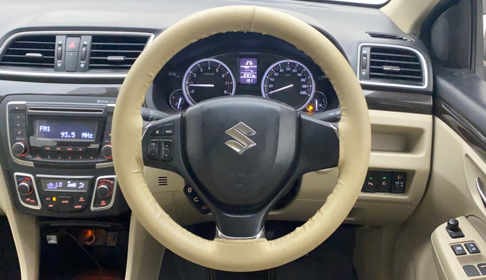 2017 Maruti Ciaz ZETA 1.4  MT PETROL, Petrol, Manual, 97,517 km, Steering Wheel Close Up