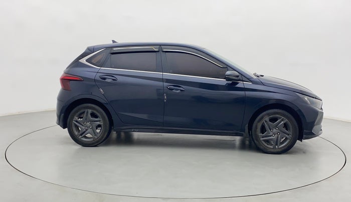 2021 Hyundai NEW I20 SPORTZ 1.2 MT, Petrol, Manual, 16,117 km, Right Side View
