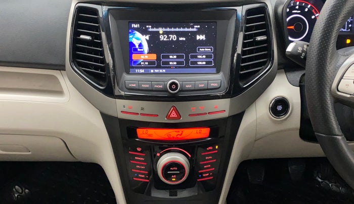 2021 Mahindra XUV300 W8 1.2 PETROL, Petrol, Manual, 19,318 km, Air Conditioner