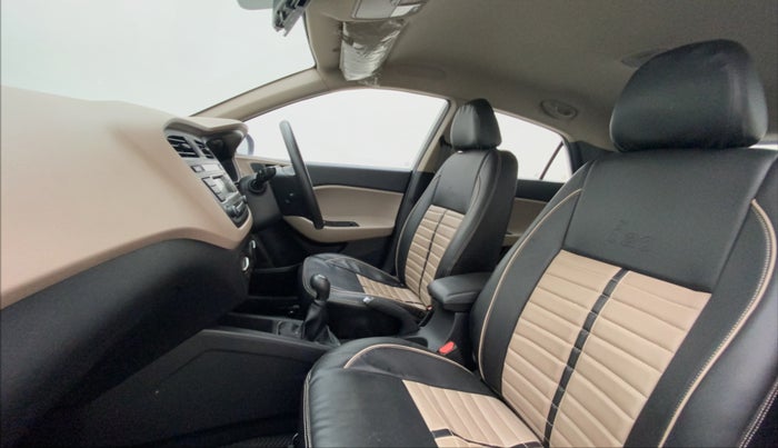 2017 Hyundai Elite i20 SPORTZ 1.2, Petrol, Manual, 17,579 km, Right Side Front Door Cabin