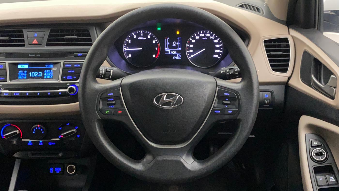 2017 Hyundai Elite i20 SPORTZ 1.2, Petrol, Manual, 17,579 km, Steering Wheel Close Up
