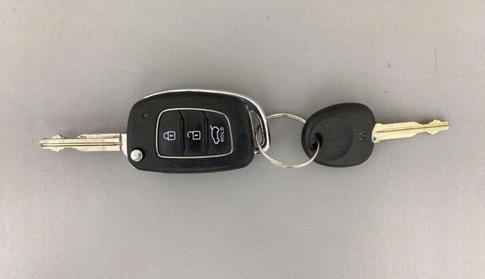 2017 Hyundai Elite i20 ASTA 1.2, Petrol, Manual, 34,049 km, Key Close Up