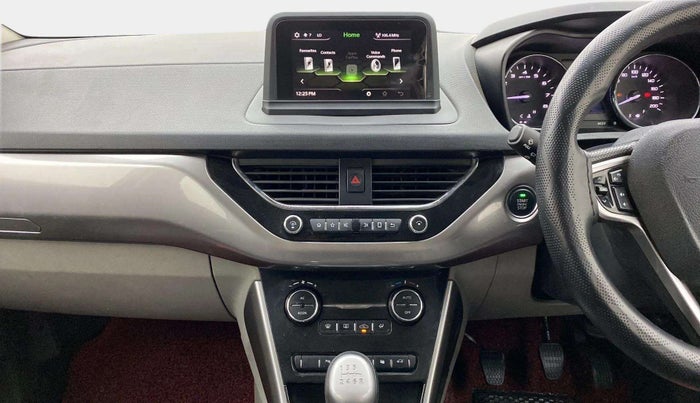 2017 Tata NEXON XZ PLUS PETROL, Petrol, Manual, 52,936 km, Air Conditioner