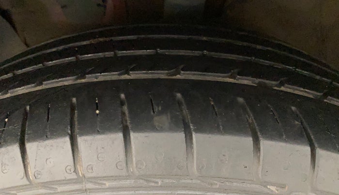 2019 Hyundai Creta SX 1.6 DIESEL, Diesel, Manual, 43,987 km, Left Front Tyre Tread