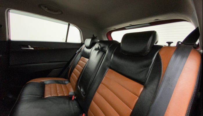 2019 Hyundai Creta SX 1.6 DIESEL, Diesel, Manual, 43,987 km, Right Side Rear Door Cabin
