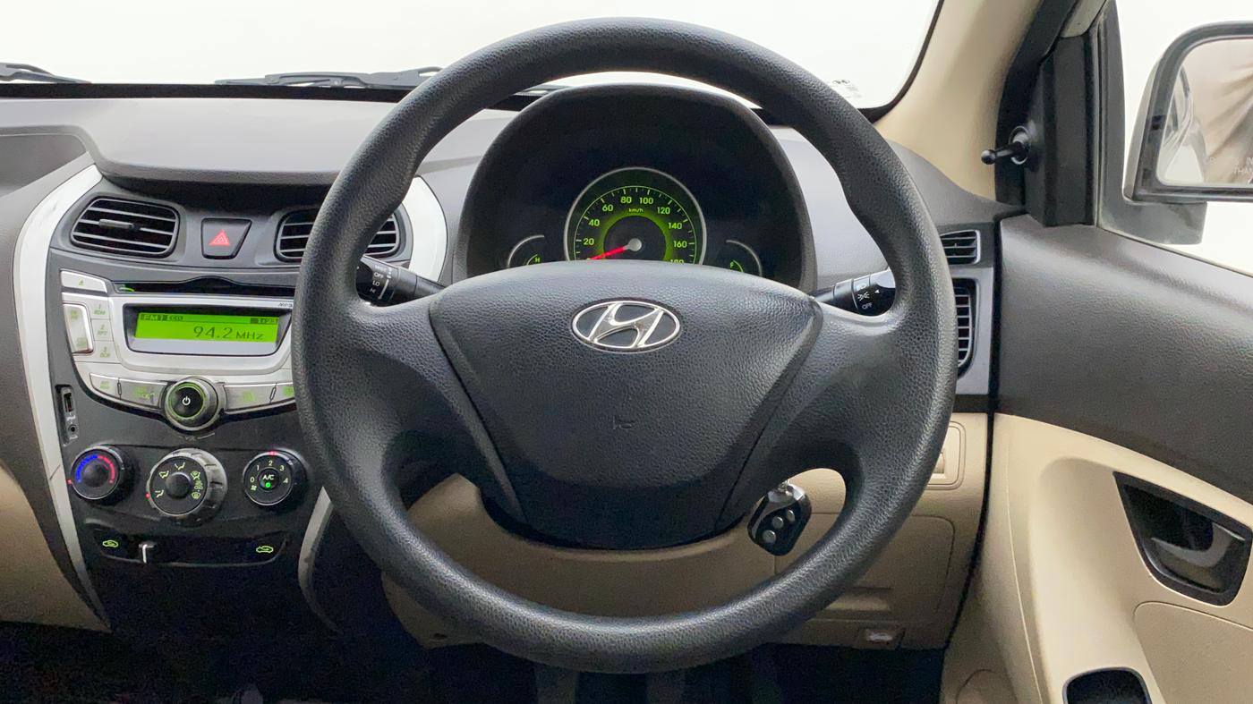 2011 Hyundai Eon MAGNA O, Petrol, Manual, 69,836 km, Steering Wheel Close Up