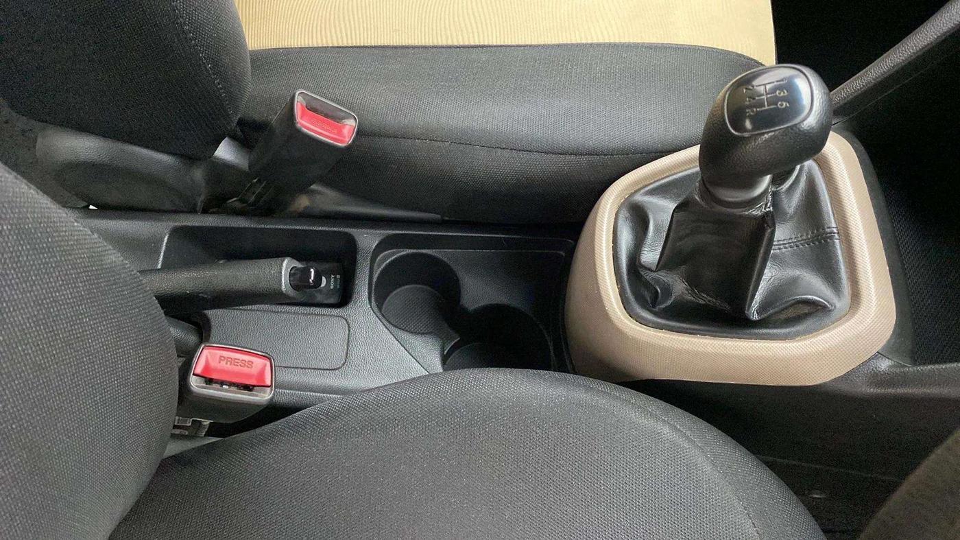 2014 Hyundai Grand i10 MAGNA 1.2 KAPPA VTVT, Petrol, Manual, 69,046 km, Gear Lever