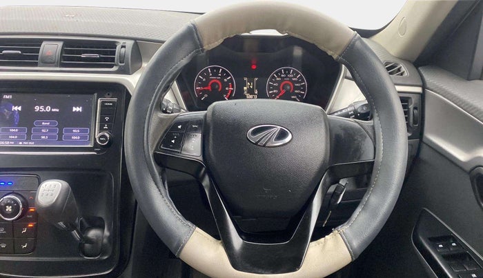 2018 Mahindra KUV 100 NXT K6+ P 6 STR, Petrol, Manual, 69,050 km, Steering Wheel Close Up